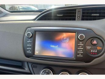 Toyota Yaris 1.5 VVT-i Icon 5dr CVT