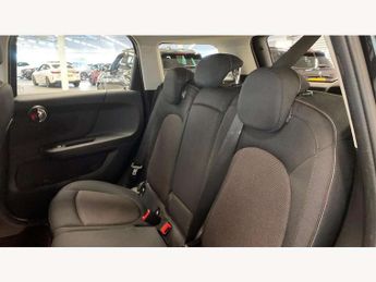 MINI Countryman 1.5 Cooper Classic 5dr Auto [Comfort/Nav+ Pack]