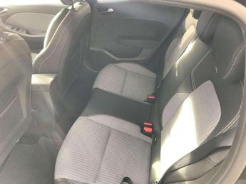 Renault Clio 1.6 E-TECH full hybrid 145 Techno 5dr Auto