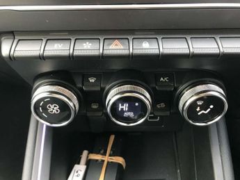 Renault Clio 1.6 E-TECH full hybrid 145 Techno 5dr Auto