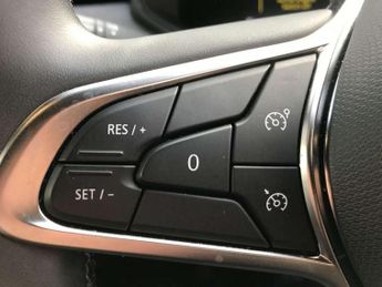 Renault Clio 1.6 E-TECH full hybrid 145 Techno 5dr Auto