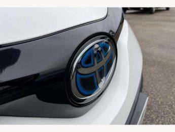 Toyota C-HR 1.8 Hybrid Design 5dr CVT