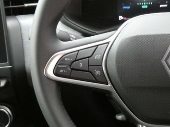 Renault Clio 1.6 E-TECH full hybrid 145 Evolution 5dr Auto