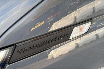 Volkswagen Transporter 2.0 BiTDI 204 Highline Kombi Van 4MOTION DSG