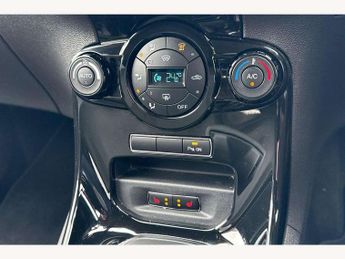 Ford Fiesta 1.0 EcoBoost Titanium X 5dr Powershift