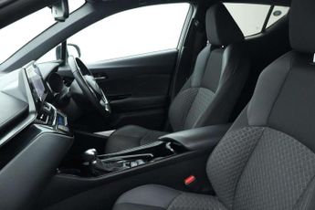 Toyota C-HR 1.8 Hybrid Design 5dr CVT