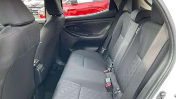 Toyota Yaris 1.5 Hybrid Icon 5dr CVT