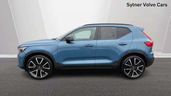 Volvo XC40 2.0 B4P Ultra Dark 5dr Auto