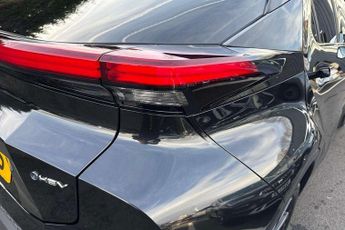 Toyota C-HR 1.8 Hybrid Design 5dr CVT