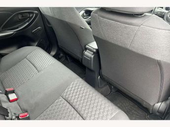 Toyota Yaris 1.5 Hybrid Icon 5dr CVT