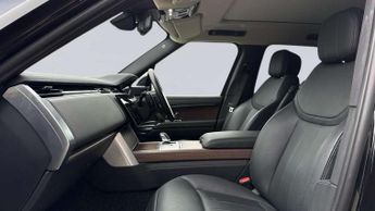 Land Rover Range Rover 3.0 D300 HSE 4dr Auto