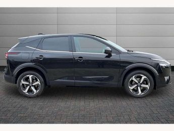 Nissan Qashqai 1.3 DiG-T MH 158 N-Connecta 5dr Xtronic