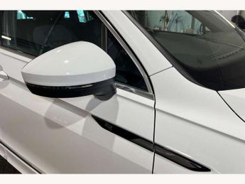 Volkswagen Tiguan 2.0 TDI R-Line Edition 5dr DSG