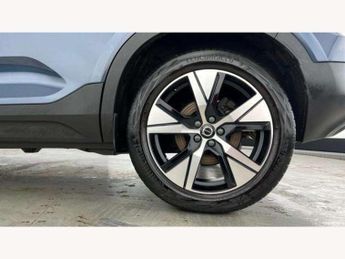 Volvo XC40 Recharge 1.5 T4 Recharge PHEV R DESIGN 5dr Auto