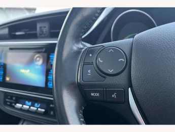 Toyota Auris 1.8 Hybrid Excel 5dr CVT