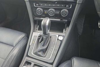 Volkswagen Golf GTE 1.4 TSI GTE Advance 5dr DSG
