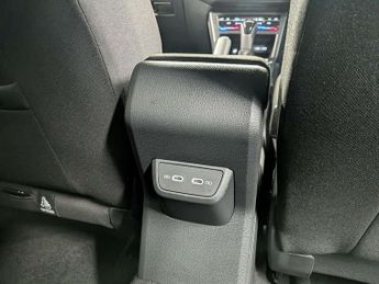 Volkswagen Polo 1.0 TSI R-Line 5dr DSG