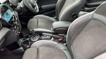 MINI Hatchback 1.5 Cooper Sport 3dr Auto