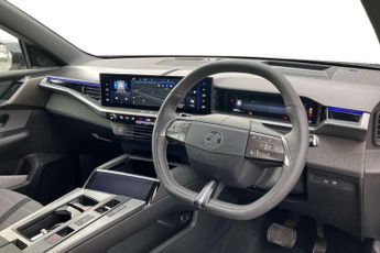 Vauxhall Grandland 1.2 Hybrid [136] Ultimate 5dr e-DCT6 [Pan Roof]