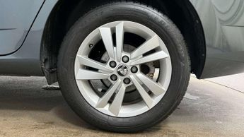 Skoda Fabia Estate 1.0 TSI SE 5dr DSG