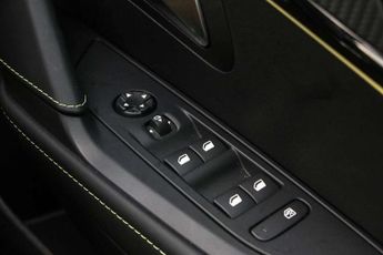 Peugeot 208 1.2 Hybrid 100 GT 5dr e-DSC6