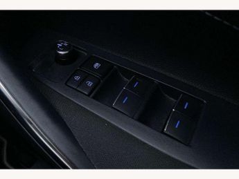 Toyota Corolla 1.8 VVT-i Hybrid Icon Tech 5dr CVT