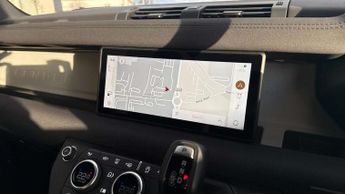 Land Rover Defender 3.0 D250 X-Dynamic SE 90 3dr Auto