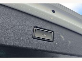 Volkswagen Tiguan 2.0 TSi 230 4Motion SEL 5dr DSG