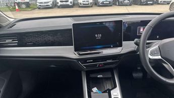 Volkswagen Passat Estate 1.5 TSI eHybrid Elegance 5dr DSG