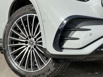 Mercedes-Benz GLC GLC 300 4Matic AMG Line Premium Plus 5dr 9G-Tronic