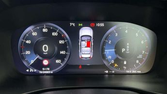 Volvo XC40 2.0 B4P R DESIGN 5dr AWD Auto