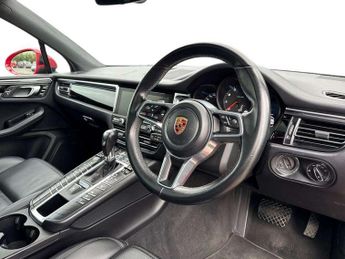 Porsche Macan 5dr PDK