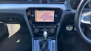 Volkswagen Passat Estate 2.0 TDI EVO SCR R-Line 5dr DSG