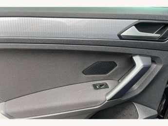 Volkswagen Tiguan 1.4 TSI eHybrid Life 5dr DSG