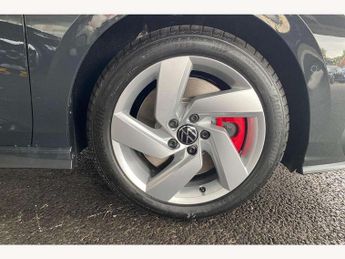 Volkswagen Golf GTE 1.5 TSI 272 GTE eHybrid 5dr DSG