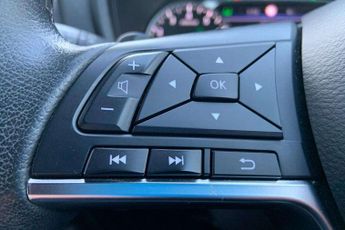 Nissan Juke 1.0 DiG-T 114 N-Connecta 5dr DCT