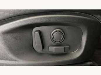 Jaguar E-Pace 1.5 P300e R-Dynamic SE Black 5dr Auto