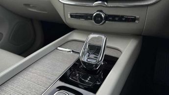 Volvo XC60 2.0 T8 Recharge PHEV Inscription Pro 5dr AWD Auto