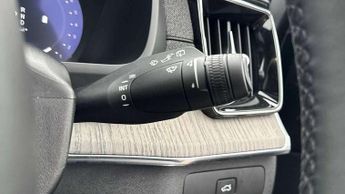 Volvo XC90 2.0 B5P Ultra Dark 5dr AWD Geartronic