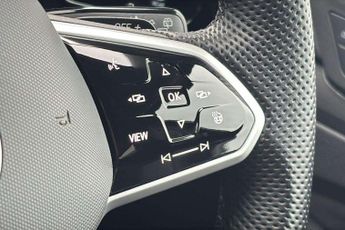 Volkswagen Golf 2.0 TDI 200 GTD 5dr DSG