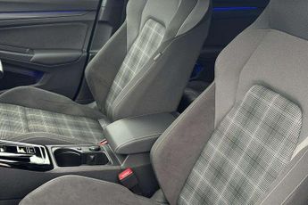 Volkswagen Golf 2.0 TDI 200 GTD 5dr DSG