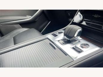 Jaguar F-Pace 2.0 P400e R-Dynamic SE 5dr Auto AWD
