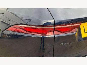 Jaguar F-Pace 2.0 P400e R-Dynamic SE 5dr Auto AWD