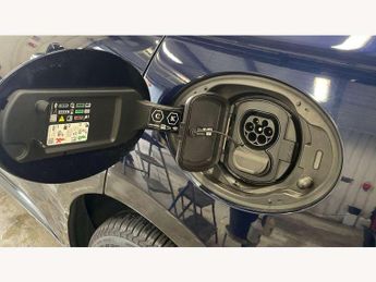 Jaguar F-Pace 2.0 P400e R-Dynamic SE 5dr Auto AWD