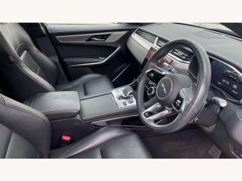 Jaguar F-Pace 2.0 P400e R-Dynamic SE 5dr Auto AWD