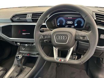 Audi Q3 35 TFSI Black Edition 5dr S Tronic [20" Alloy]
