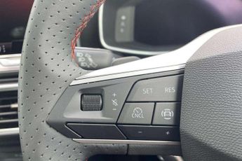 SEAT Leon 1.5 eTSI 150 FR Black Edition 5dr DSG [DAP]