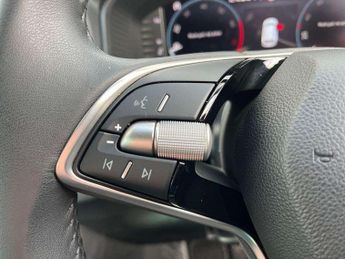 Skoda Karoq 1.5 TSI SE Drive 5dr DSG