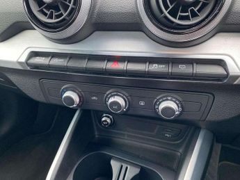 Audi Q2 35 TFSI Black Edition 5dr S Tronic
