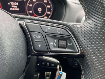 Audi Q2 35 TFSI Black Edition 5dr S Tronic